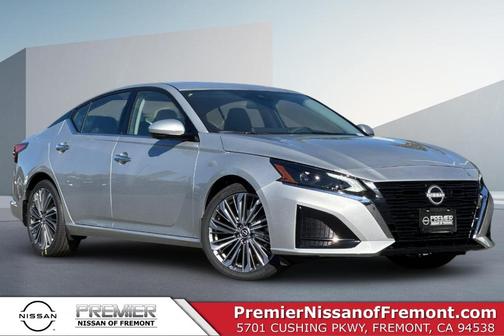 2025 Nissan Altima SL