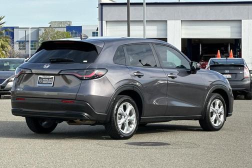 2023 Honda HR-V LX
