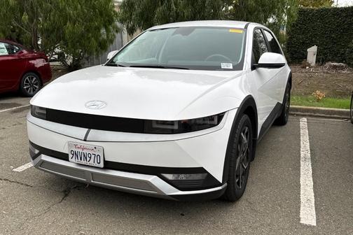 2024 Hyundai IONIQ 5 SEL