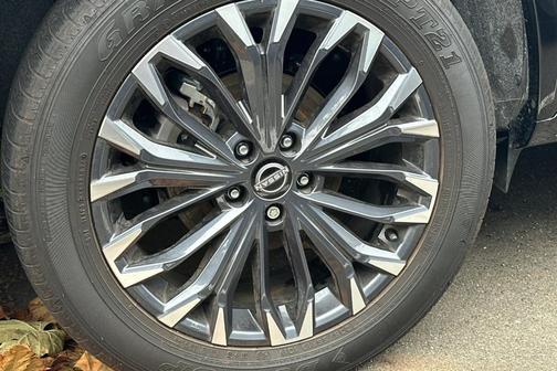 2024 Nissan Rogue Platinum