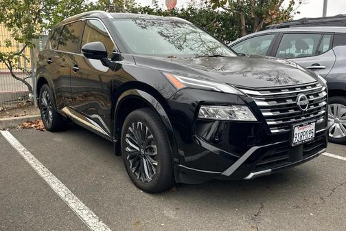 2024 Nissan Rogue Platinum