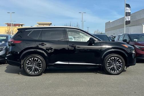 2024 Nissan Rogue Platinum