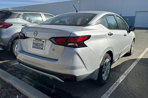 Brilliant Silver Metallic 2025 Nissan Versa S