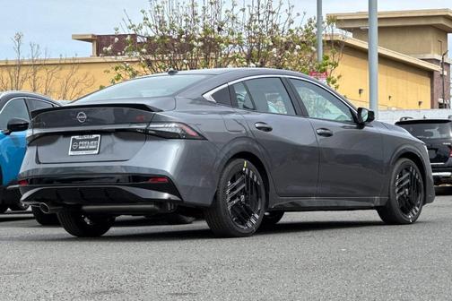 Gun Metallic 2026 Nissan Sentra SR