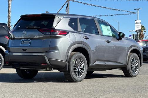 Gun Metallic 2026 Nissan Rogue S