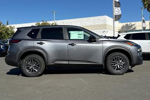 Gun Metallic 2026 Nissan Rogue S