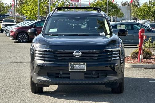 Super Black 2026 Nissan Kicks SV