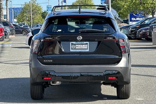 Super Black 2026 Nissan Kicks SV