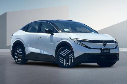 Everest White 2026 Nissan Leaf SV+