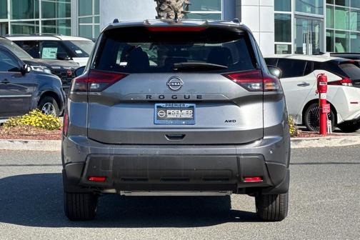 2026 Nissan Rogue Dark Armor