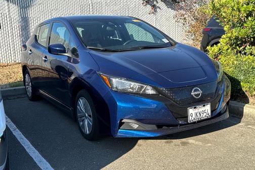 2024 Nissan Leaf S