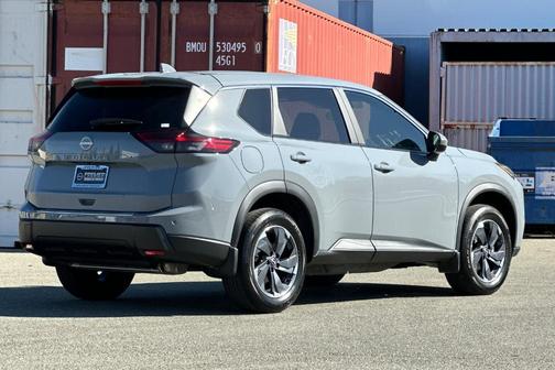 Boulder Gray Metallic 2026 Nissan Rogue SV