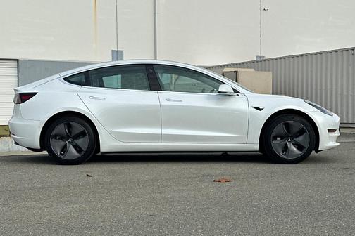 2020 Tesla Model 3 Standard