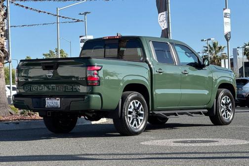 Tactical Green 2024 Nissan Frontier SL