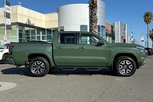 Tactical Green 2024 Nissan Frontier SL