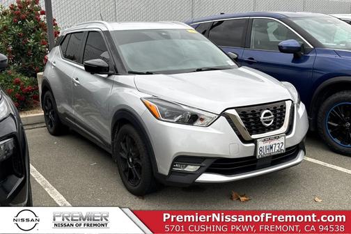 2020 Nissan Kicks SR
