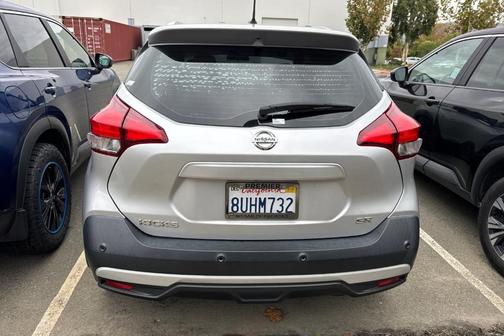 2020 Nissan Kicks SR