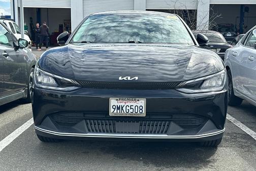 2024 Kia EV6 Light