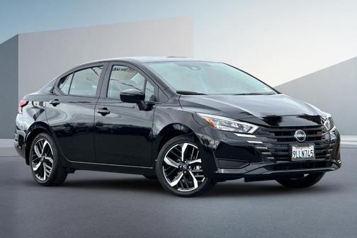 Black 2024 Nissan Versa 1.6 SR