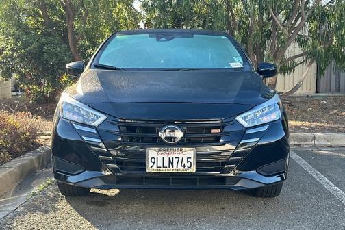 Black 2024 Nissan Versa 1.6 SR