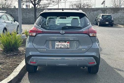 2024 Nissan Kicks SR