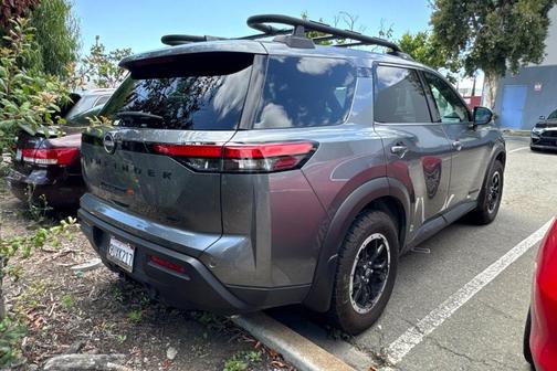 Gun Metallic 2025 Nissan Pathfinder Rock Creek