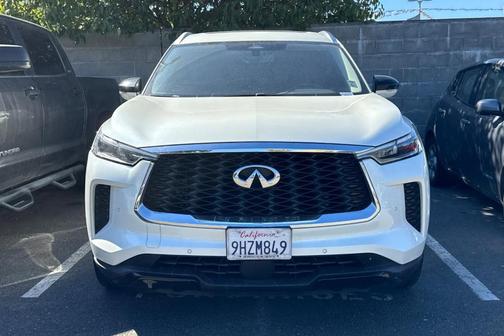 Majestic White 2023 INFINITI QX60 Luxe