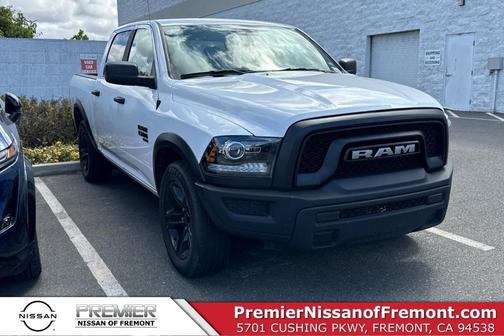 Bright White Clearcoat 2024 RAM 1500 Classic SLT