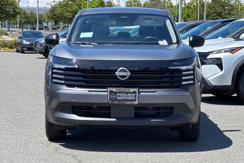 Gun Metallic 2026 Nissan Kicks S