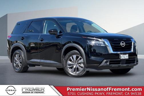 Black 2023 Nissan Pathfinder S