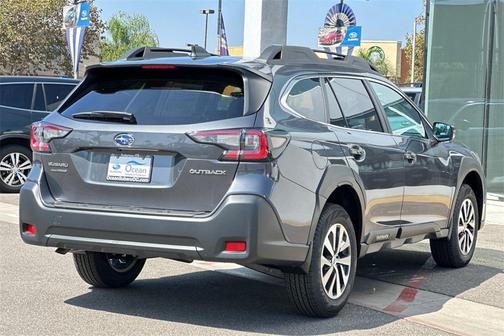 2025 Subaru Outback Premium