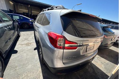 2022 Subaru Ascent Premium 7-Passenger