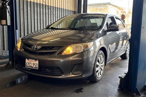2012 Toyota Corolla LE