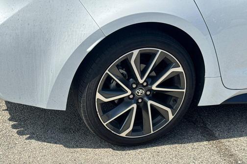 Black Sand Pearl 2022 Toyota Corolla SE