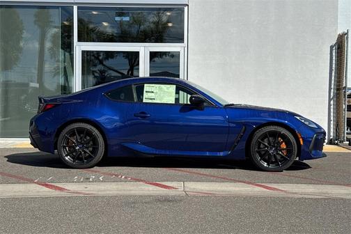 2025 Subaru BRZ tS