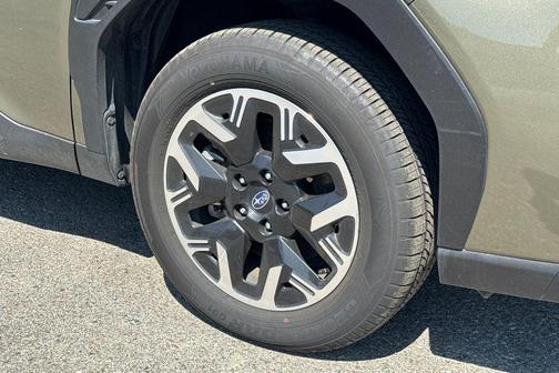 Autumn Green Metallic 2025 Subaru Forester Premium