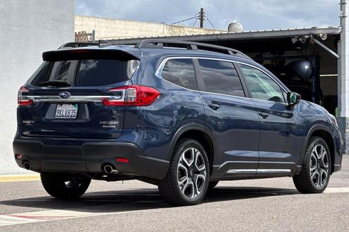 Cosmic Blue Pearl 2024 Subaru Ascent Limited 7-Passenger