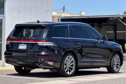 Infinite Black Metallic 2020 Lincoln Aviator Grand Touring AWD