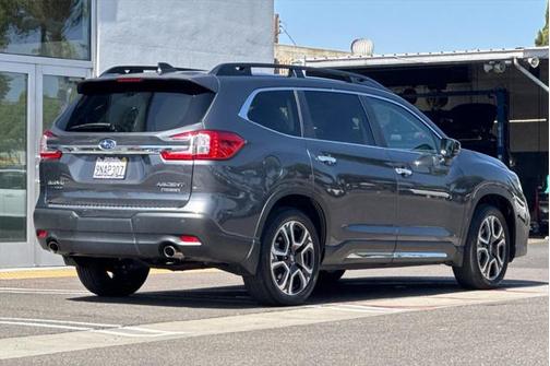 2024 Subaru Ascent Touring 7-Passenger
