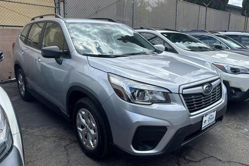 Ice Silver Metallic 2019 Subaru Forester Base