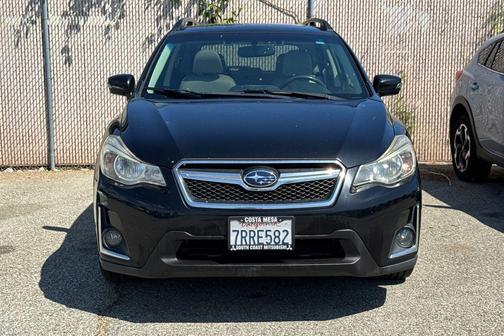 Crystal Black Silica 2016 Subaru Crosstrek 2.0i Limited