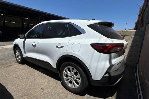 Oxford White 2024 Ford Escape Active
