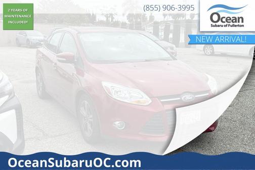 Red 2014 Ford Focus SE
