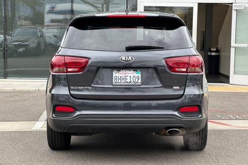 2019 Kia Sorento LX