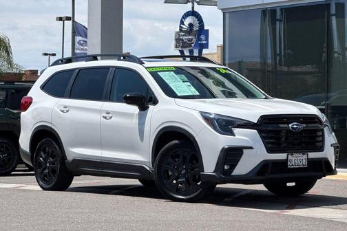 Crystal White Pearl 2024 Subaru Ascent Onyx Edition 7-Passenger