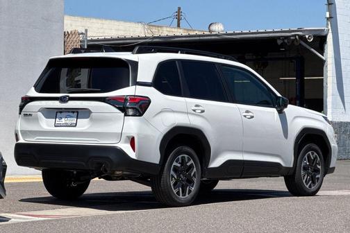 White Pearl 2026 Subaru Forester Premium