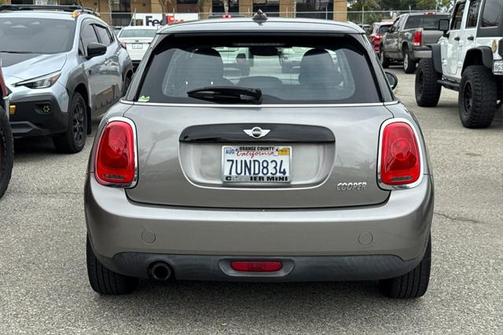 2016 MINI Hardtop Cooper