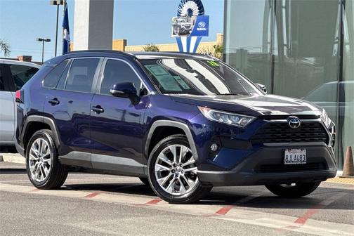 2019 Toyota RAV4 XLE Premium