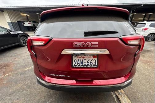 2022 GMC Terrain SLT