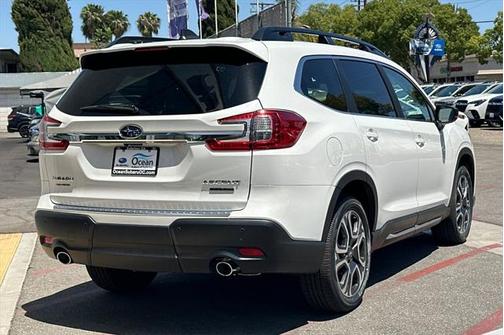 2025 Subaru Ascent Limited 8-Passenger